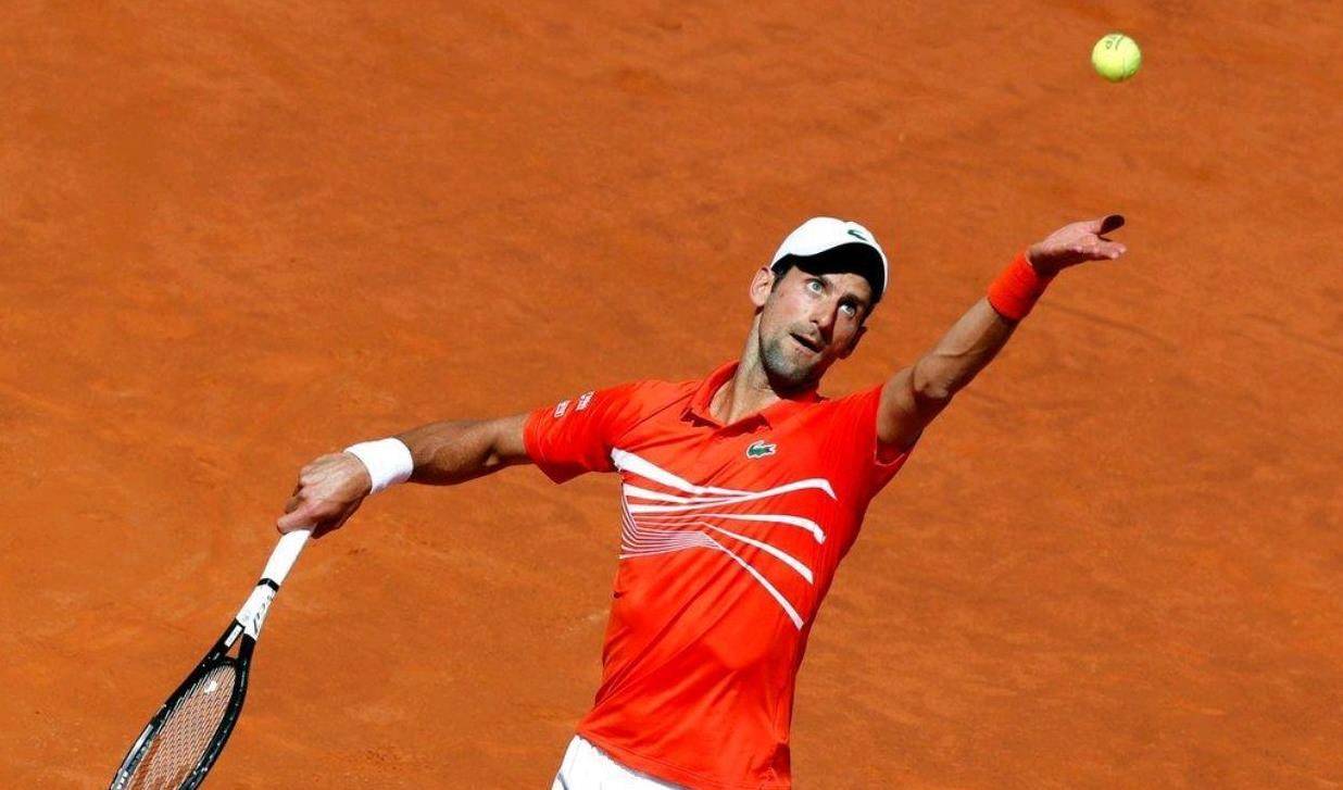 关于费德勒迎来十二赛季高光表现，日本队球迷沸腾！的信息